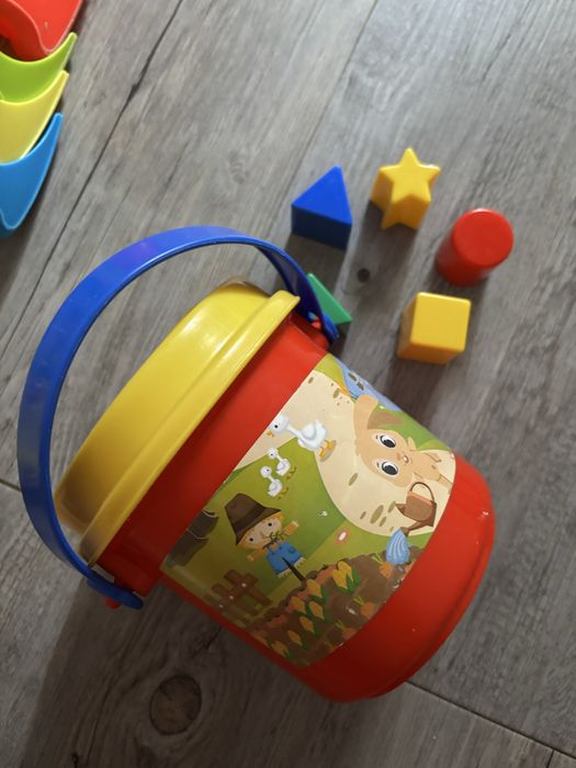 Lote de formas e empilháveis desde 6 meses