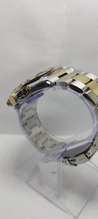 *105*RotorCraft Cargo RC2703 horloge