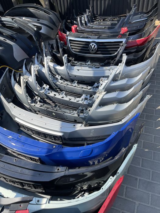 Бампер передній VW Touran Passat B6 Golf 5/6 Джетта Шкода Октавія а5