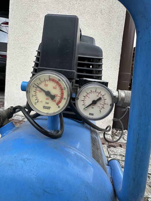 Kompresor bezolejowy 24 l