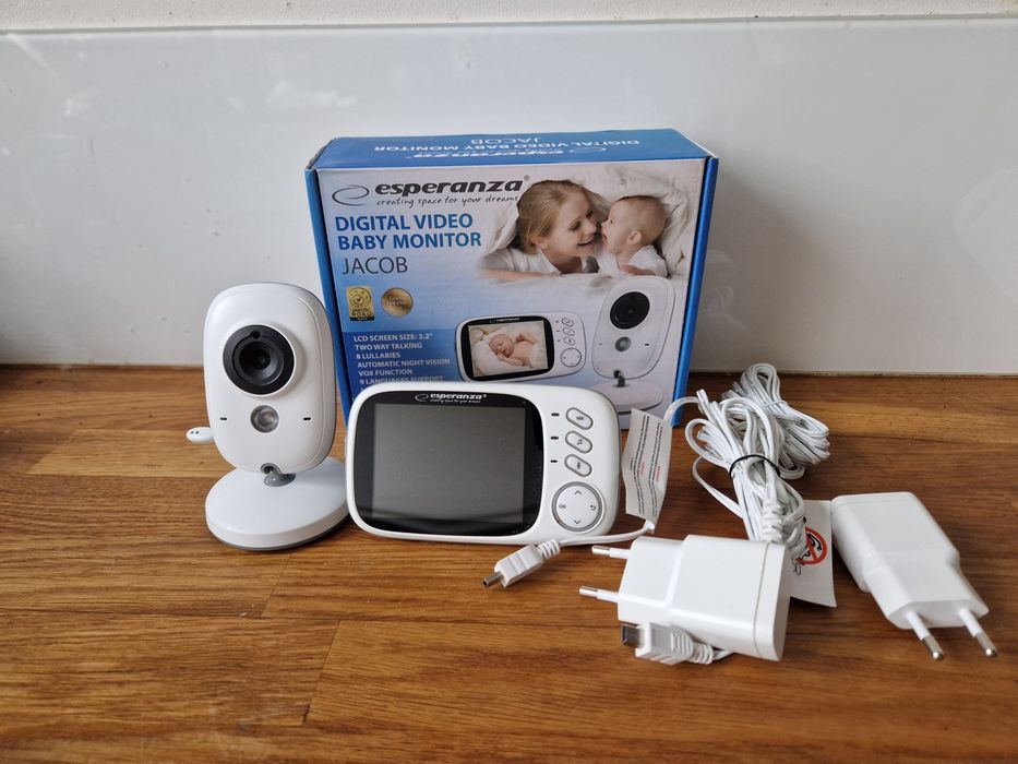 Esperanza niania elektroniczna