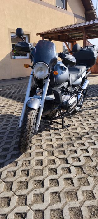 BMW         R850R