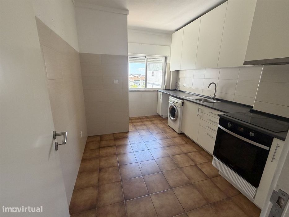 Apartamento T2 Venda em Odivelas,Odivelas