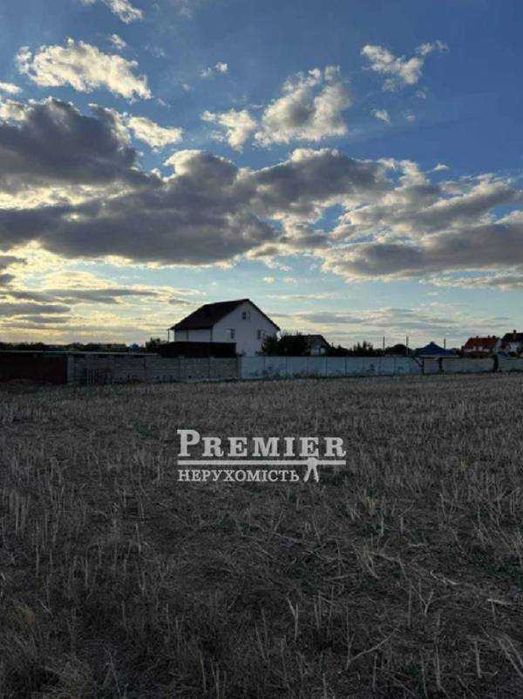 Продам земельну ділянку в Фонтанці 10соток