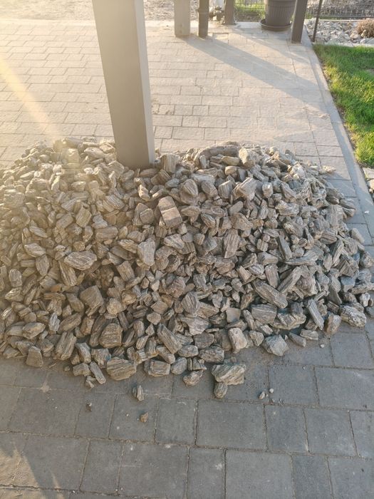 Sprzedam kamień gruba kora transport gratis