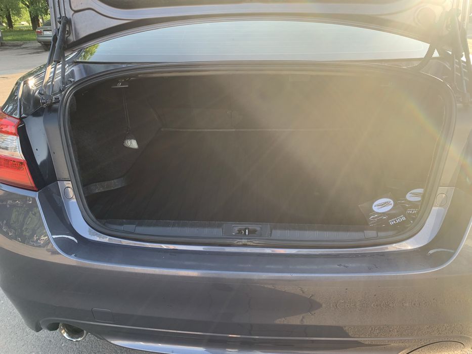 Subaru Legacy 2.5i Premium
