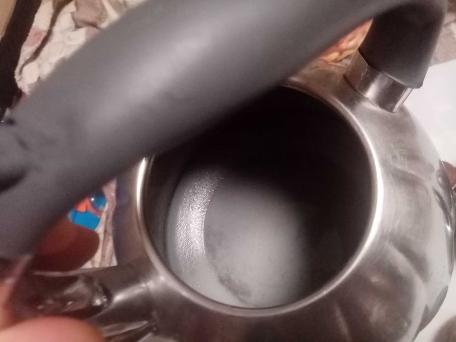 Чайники металлеві