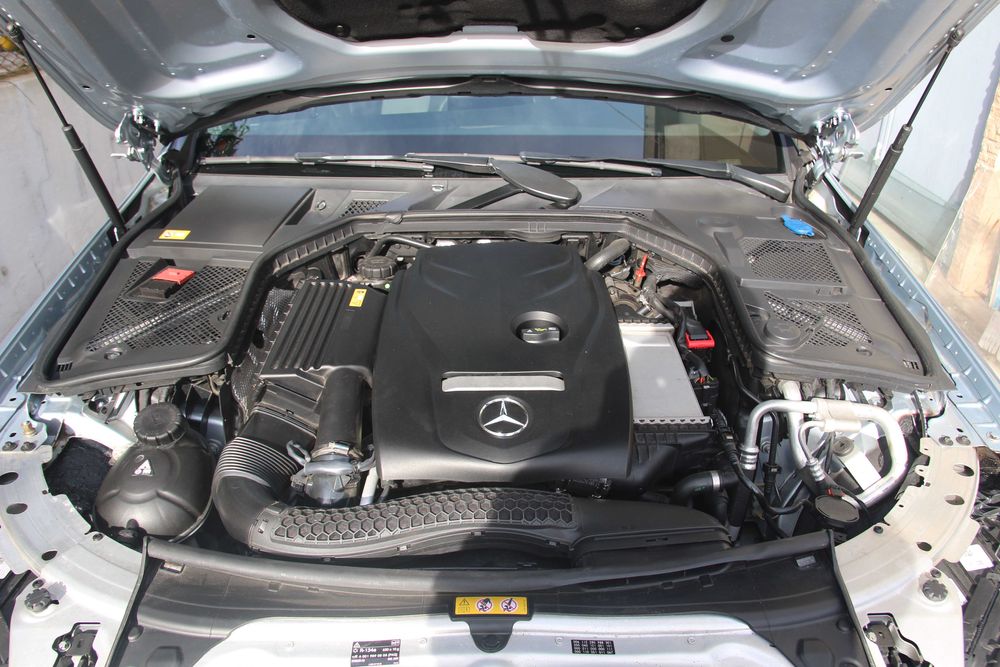Mercedes Benz  C 180 Gasolina