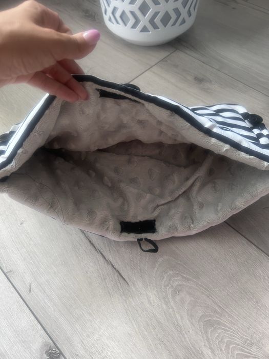 Ochraniacz na ręce do wózka