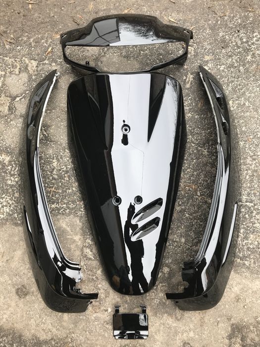 Комплект пластика на Honda Dio AF 27 (Хонда Дио) AF28 AF34 AF35 AF56