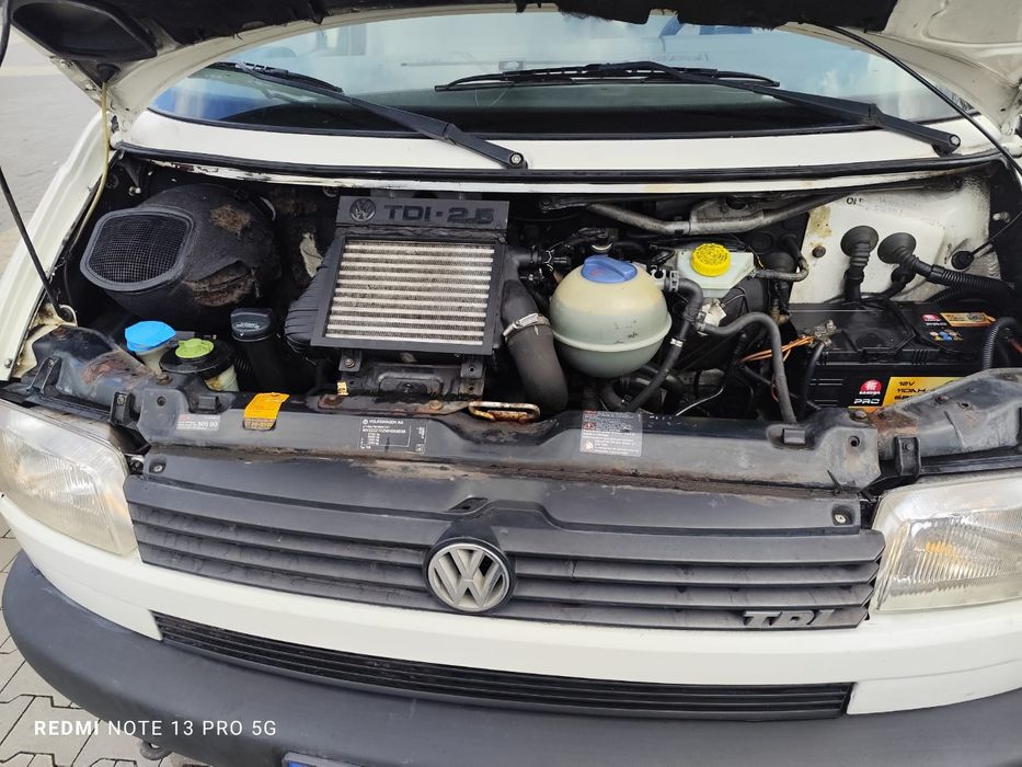 Volkswagen Transporter T4 2,5 TDI long 9 osobowy 1997 rok