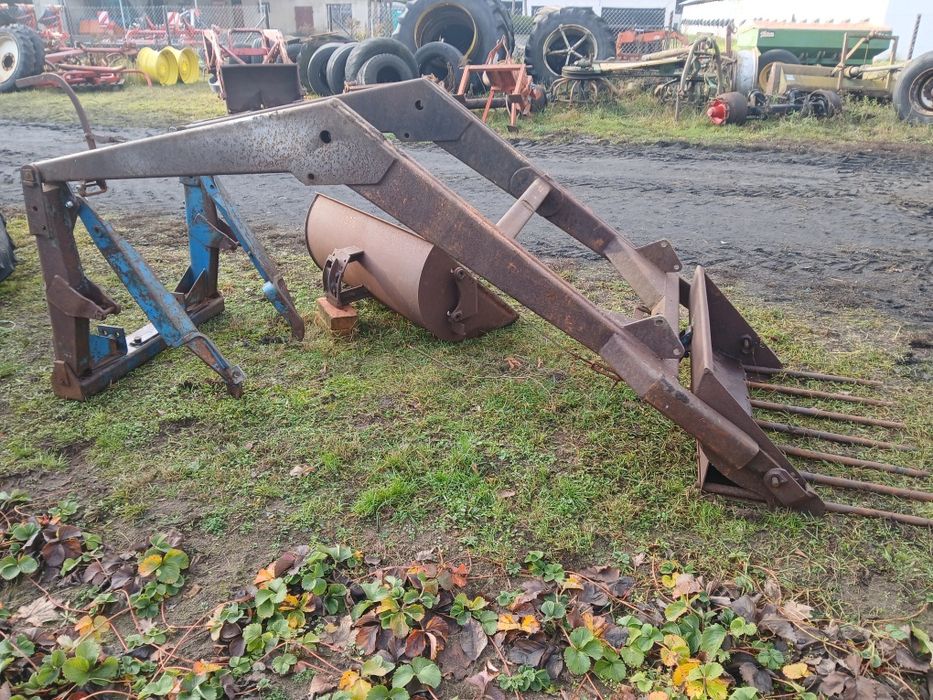 Ładowacz czołowy tur ford 4000