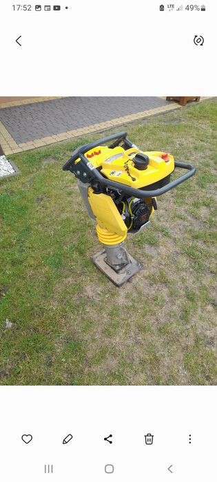 Usługi Minikoparką, Kucie młotem hydraulicznym