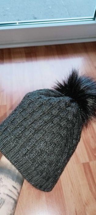 Zimowa czapka  pomponem