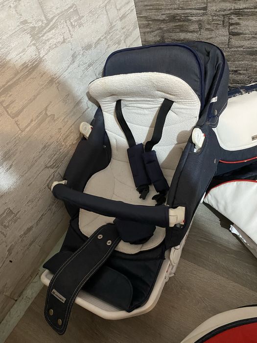 Коляска 2в 1 Adamex полный комплект