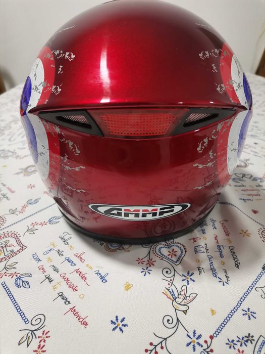 Capacete criança novo