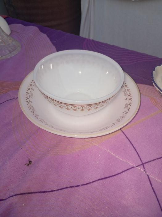 Conjunto tigela e prato