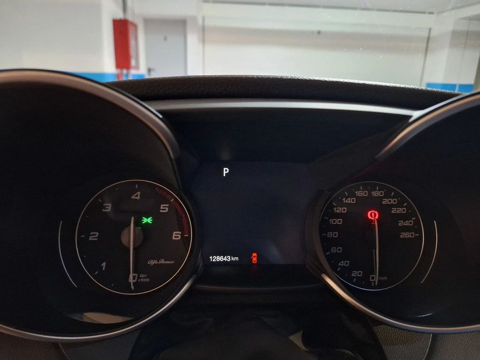 Alfa Romeo Giulia 2.2 D Veloce AT8 AWD