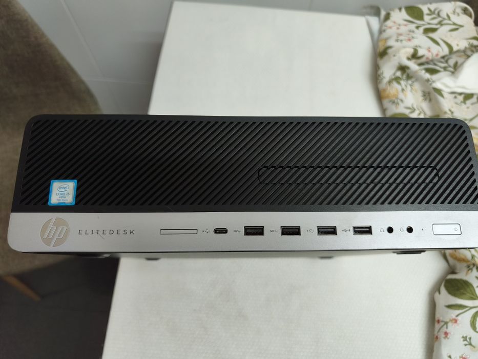 Prodesk 800 G3 SFF i5 7500
Em excelente estado.
Processador Intel(R) Core (TM) 
I5 7500