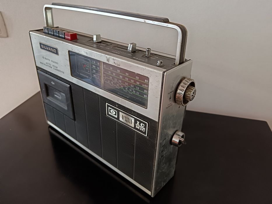 Silvano KC-4010 - rádio gravador