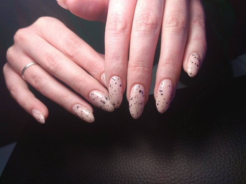 Манікюр покриття гель лаком