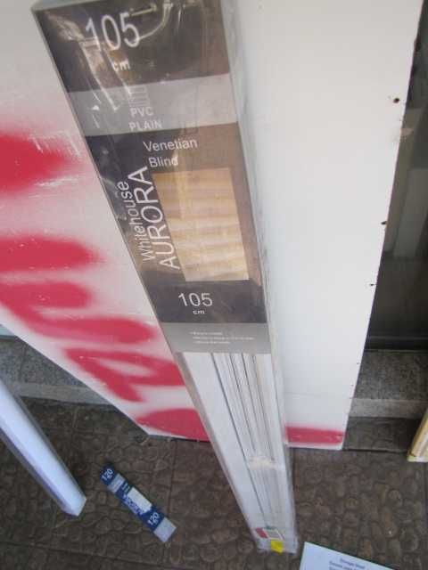 Żaluzje weneckie z PCV Roleta okienna Łatwe w montażu szer 105cm