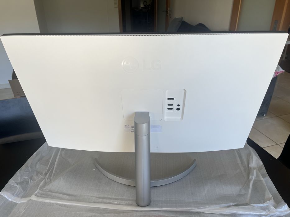 Monitor 32” 4k lg