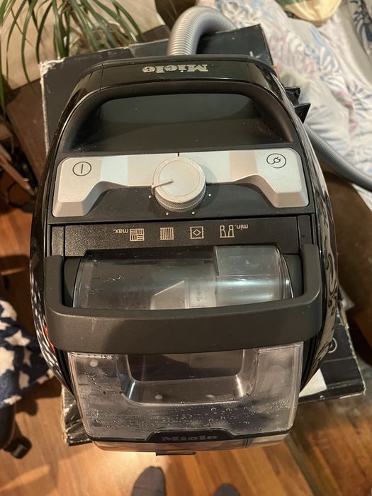 Пилосос Miele SNRF0 Boost CX1 чорний обсидіан