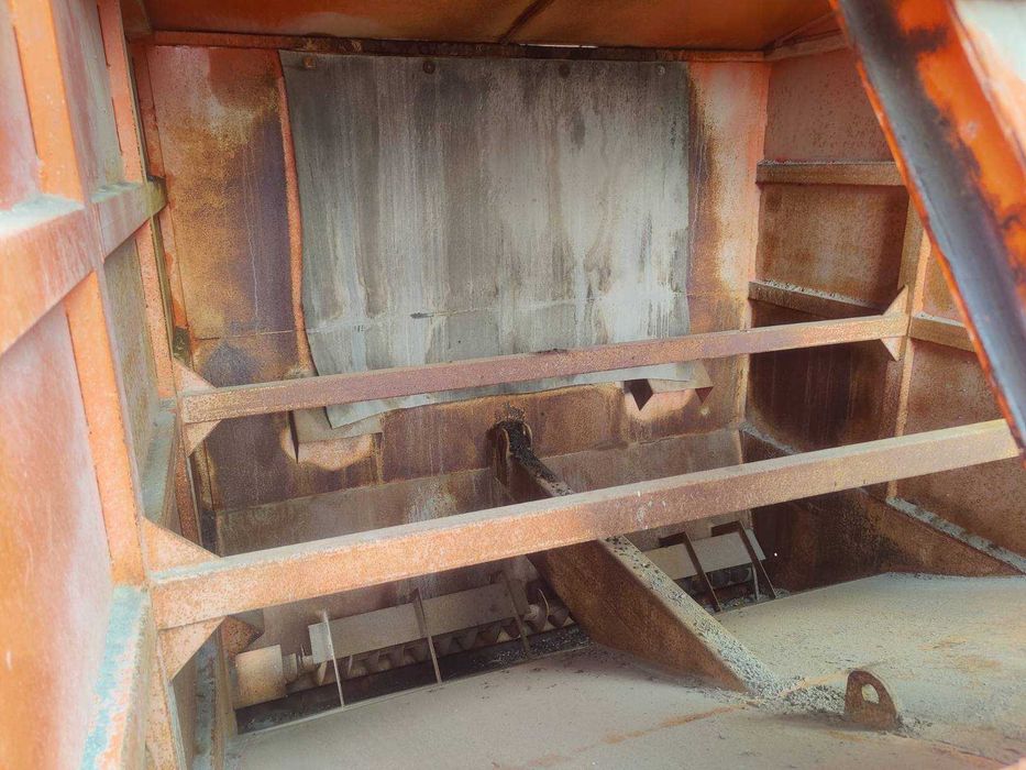 Продам дорожный комбайн Madrog KD3 2007 г.