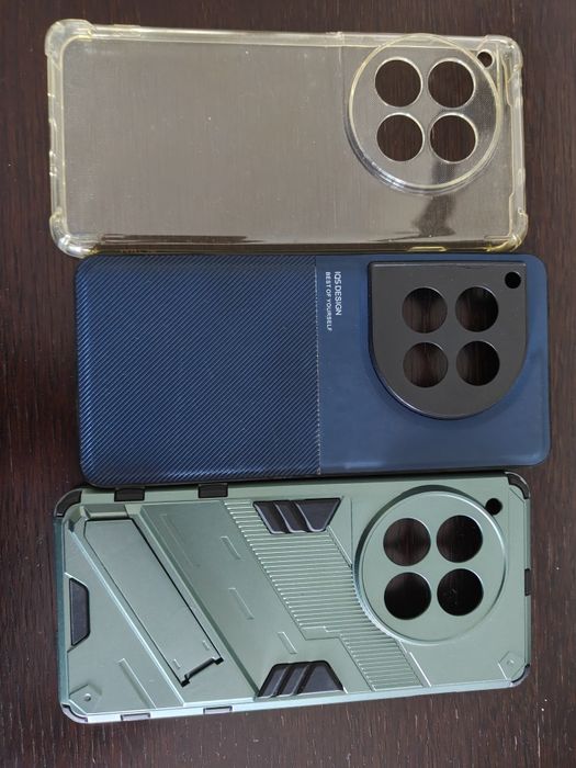 Capas One plus 12