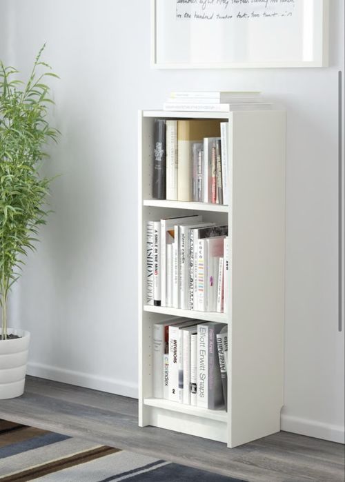 Estante branca IKEA