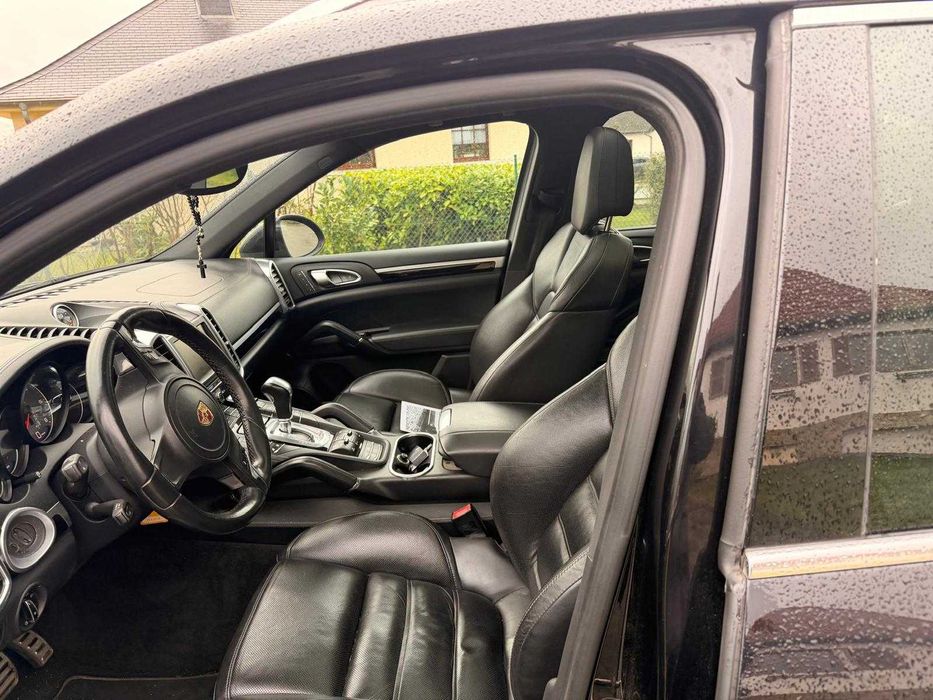 Porsche cayenne diesel V8 2014