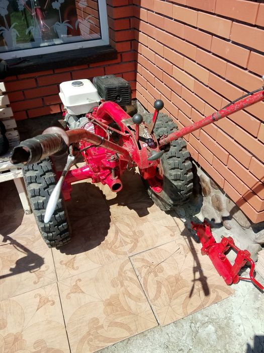 Продам мотоблок МТЗ 05 стан супер.