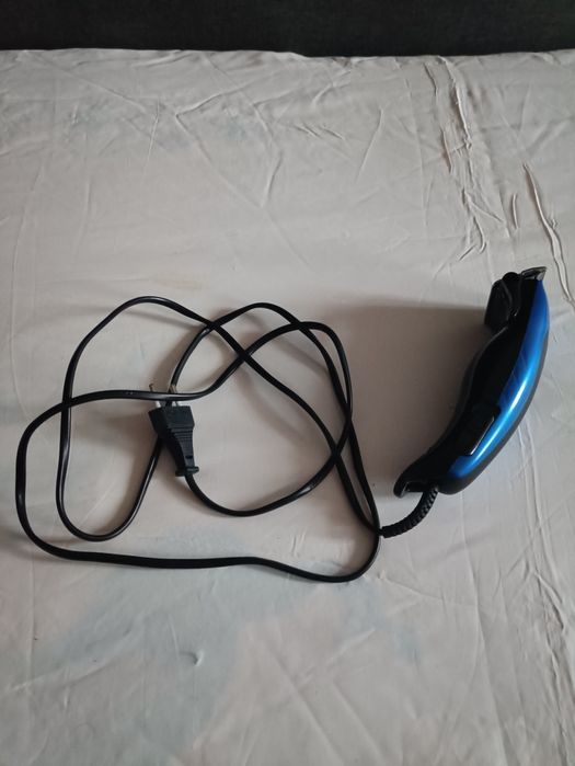 Продам машинку для стрижки SATURH-HC7382