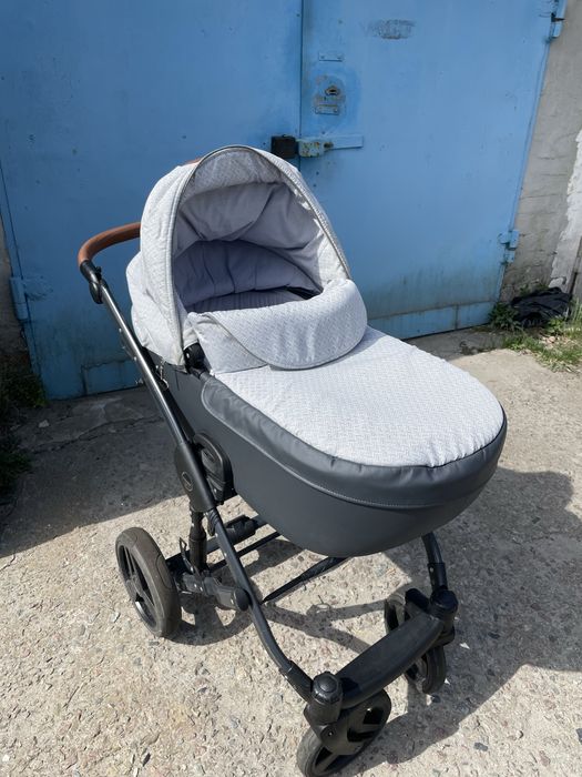 Коляска детская Junama