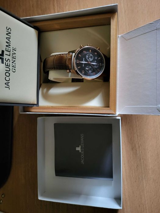 Чоловічий годинник Jacques Lemans 1-1654