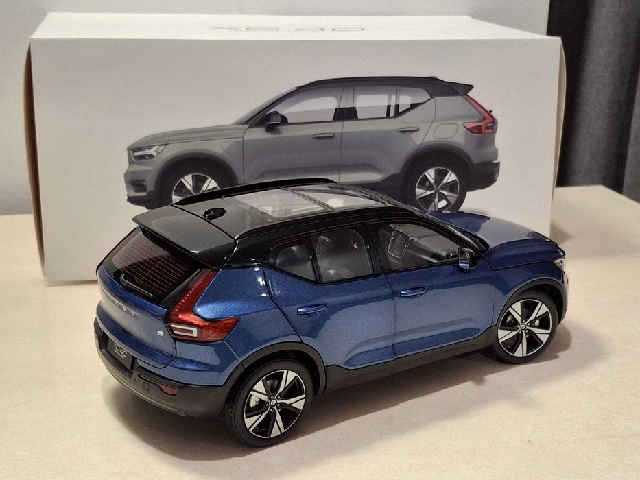 Volvo XC40 1:18 [nowy]