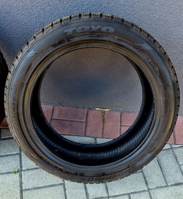 OPONY  TOYO  SNOWPROX 235/45/18 zimowe
