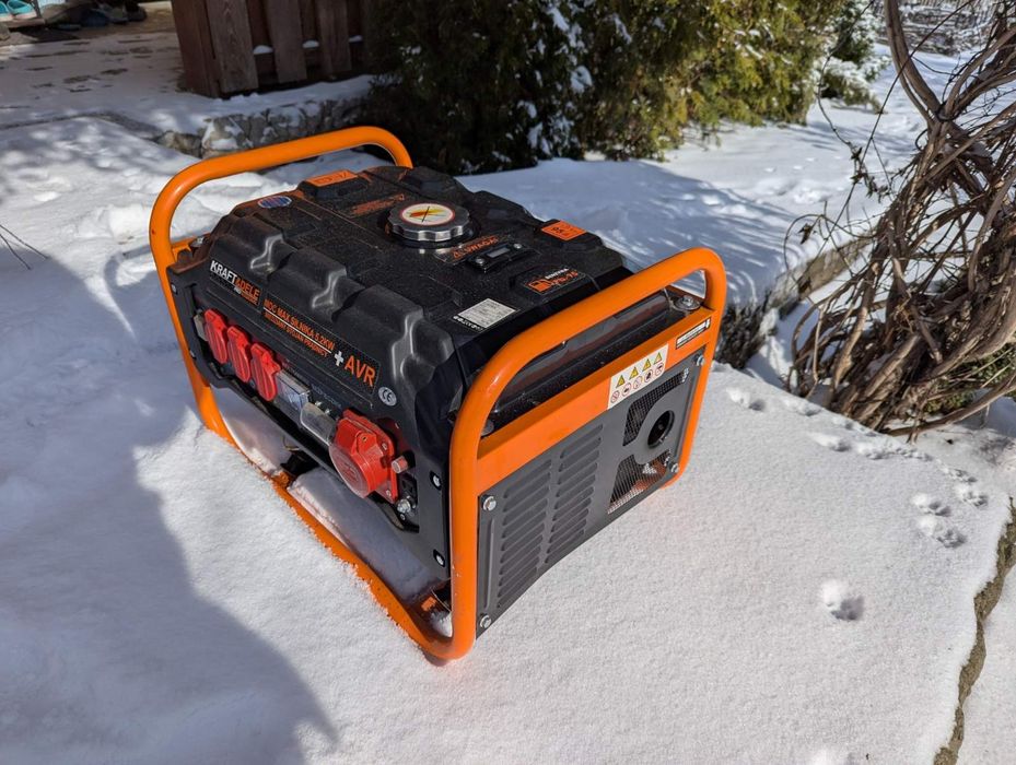 Бензиновий генератор 3 фазний 3,5 kw