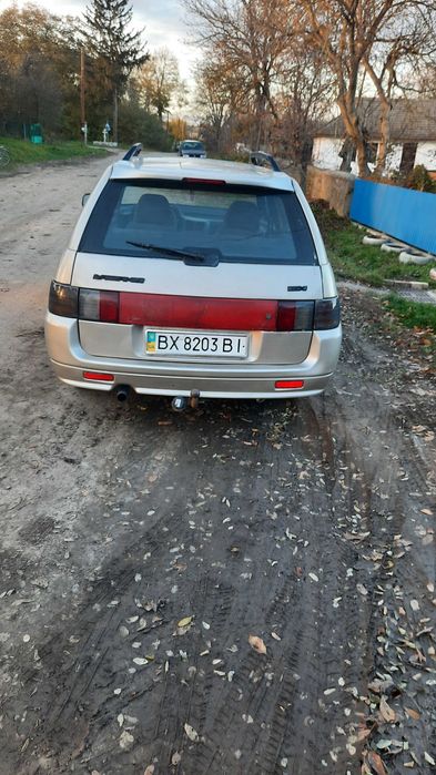 Ваз2111  автомобіль