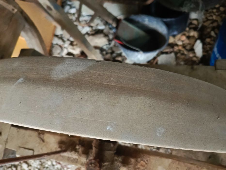 Ostrzałka zabytkowa kamienna