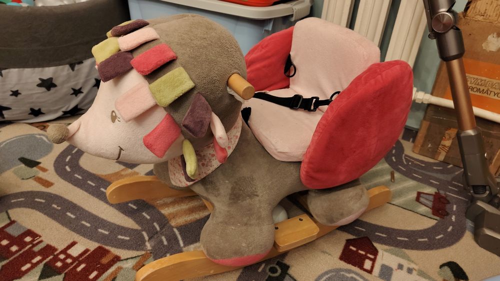 Bujaczek Nattou jeżyk