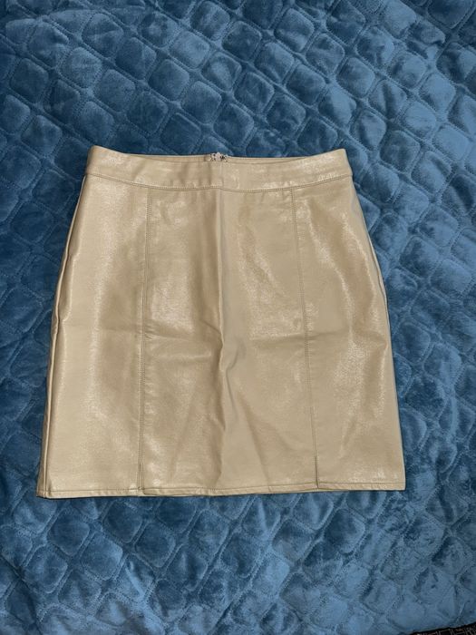 Юбка шкіряна нова бежева s/m розмір