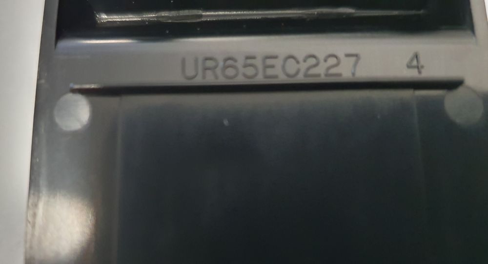 Oryginalny pilot LOEWE. UR65EC227 RCA VHS VTR TV jedyny w sprzedaży!