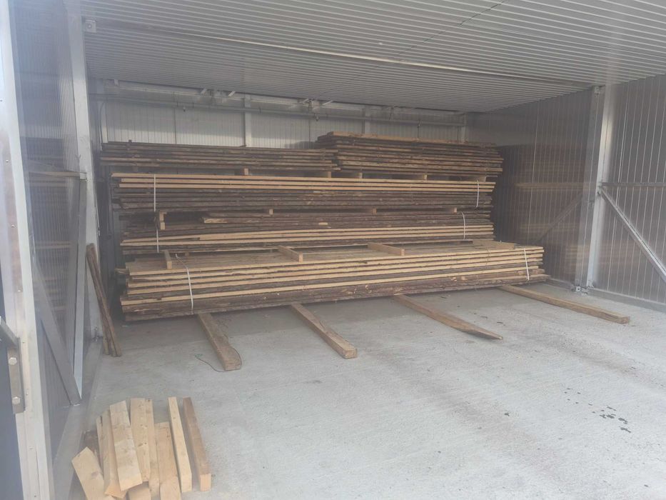 Sucha deska sosnowa, modrzewia 32, 50