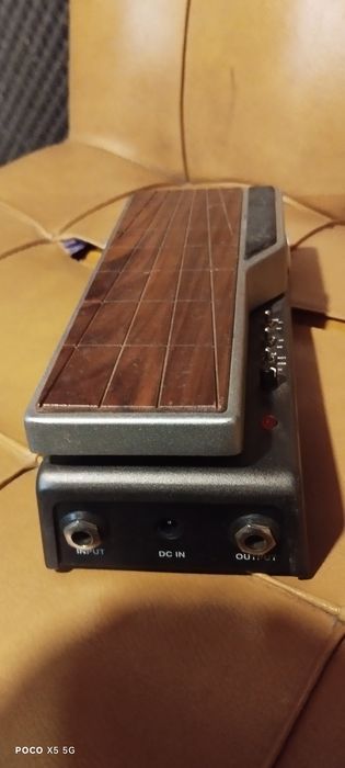 Fender wah tread-light