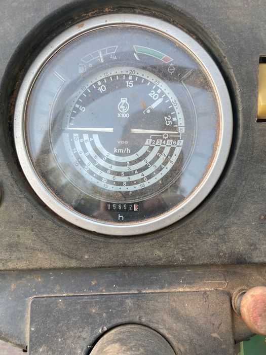 Trator Jonh Deere 1850