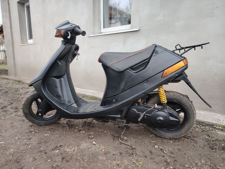 Продам скутер Сузукі