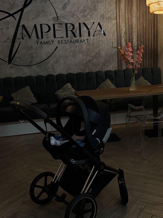 Коляска Cybex Priam 4.0 Black 2025 (комплект 3в1)