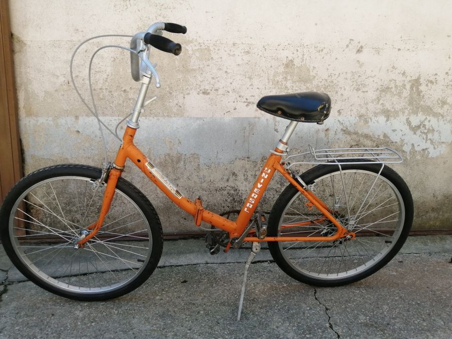 Bicicleta antiga / Alugo